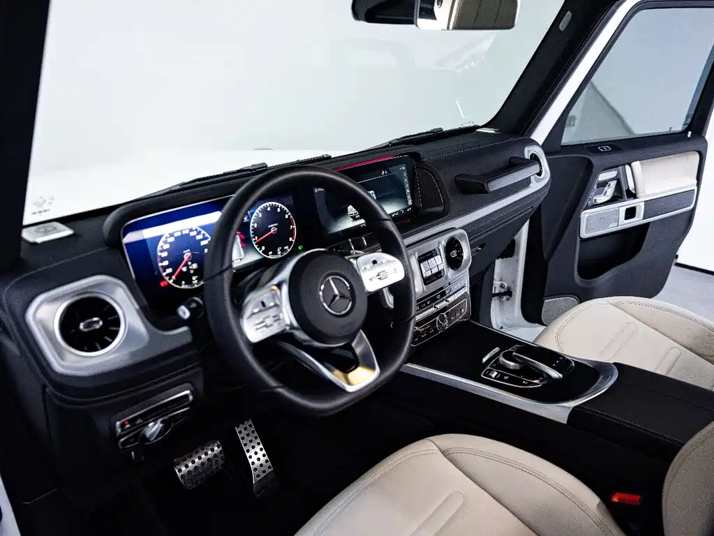 Mercedes-Benz G-Class 2024 — фото 13
