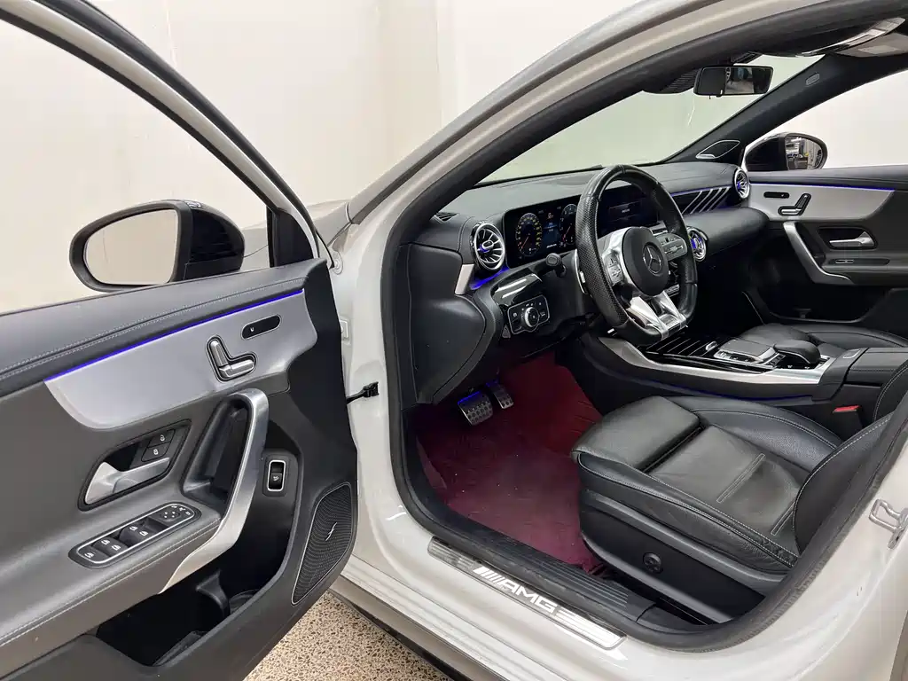Mercedes-Benz A-Class AMG 2020 — фото 13