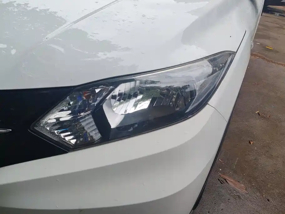 Honda Vezel 2016