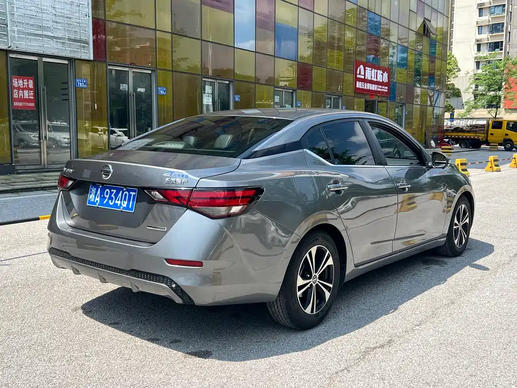Nissan Sylphy 2019 — фото 29