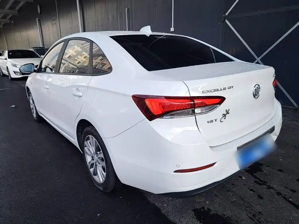 Buick Excelle 2020