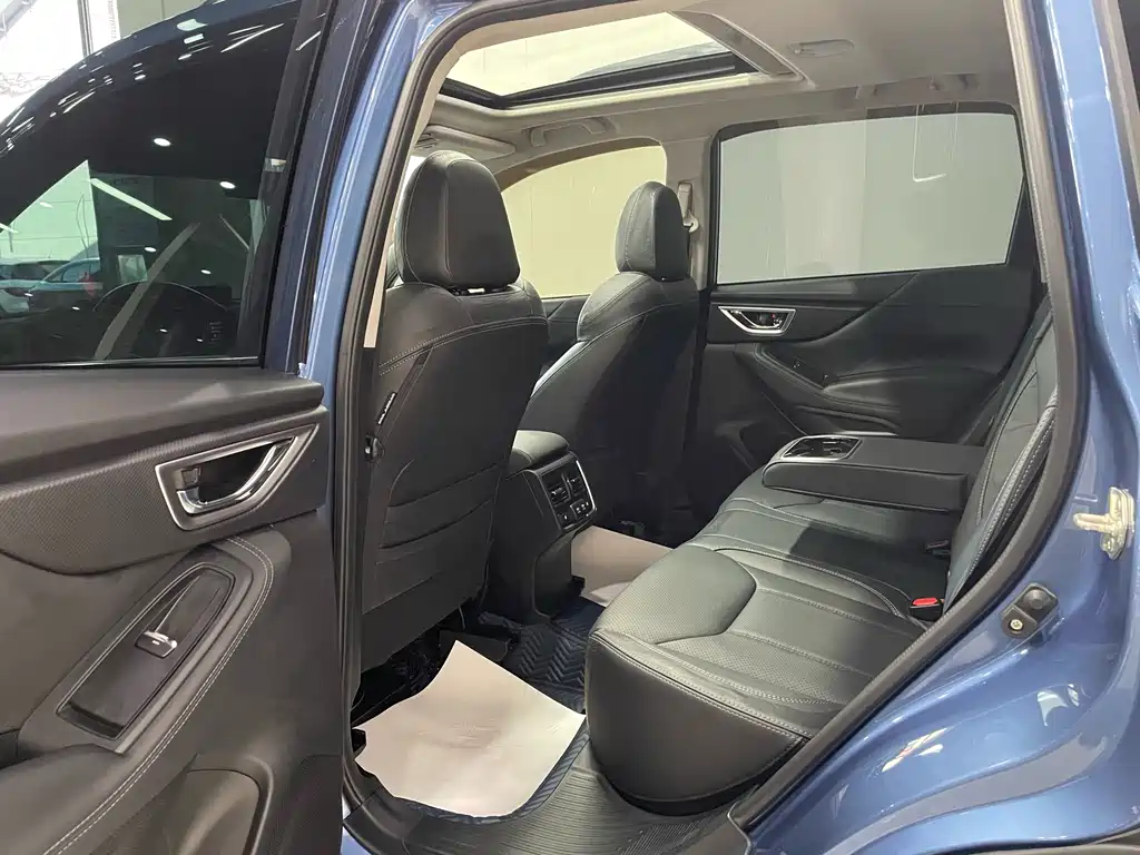 Subaru Forester 2021 — фото 16