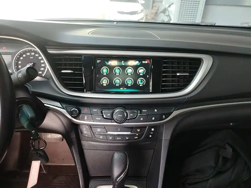 Buick Excelle 2020 — фото 13