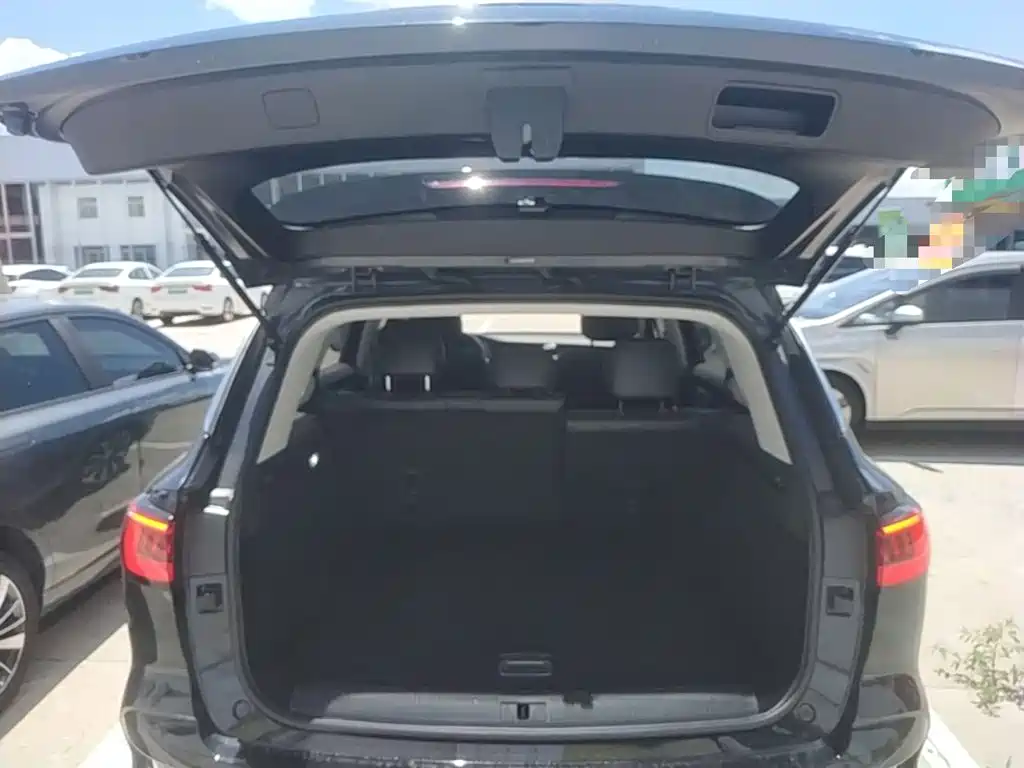 Roewe RX5 eMAX 2021 — фото 19