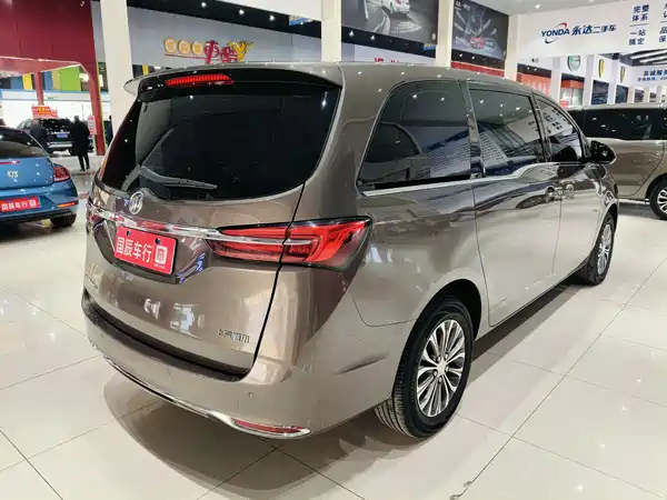 Buick GL8 2022