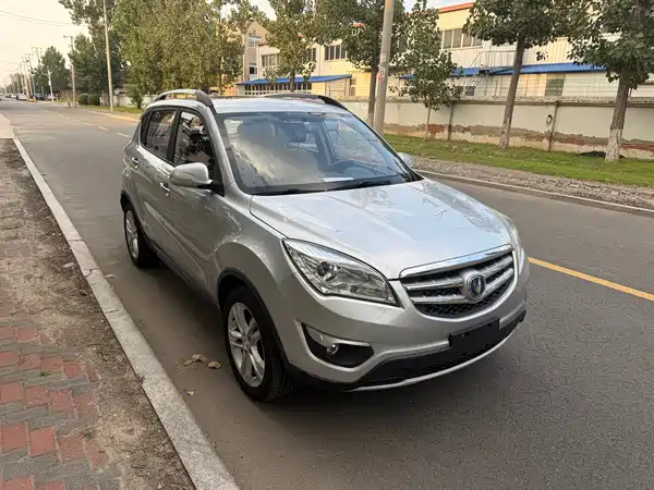 Changan CS35 2015