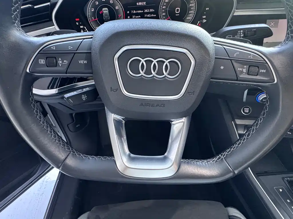 Audi Q3 2022 — фото 20