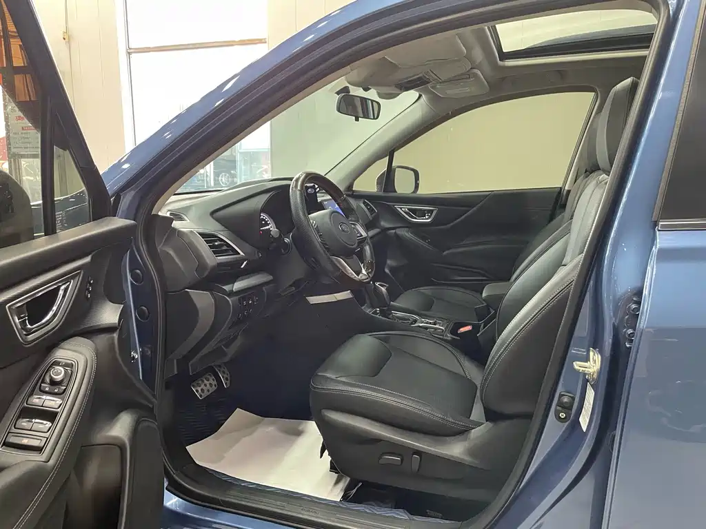 Subaru Forester 2021 — фото 14