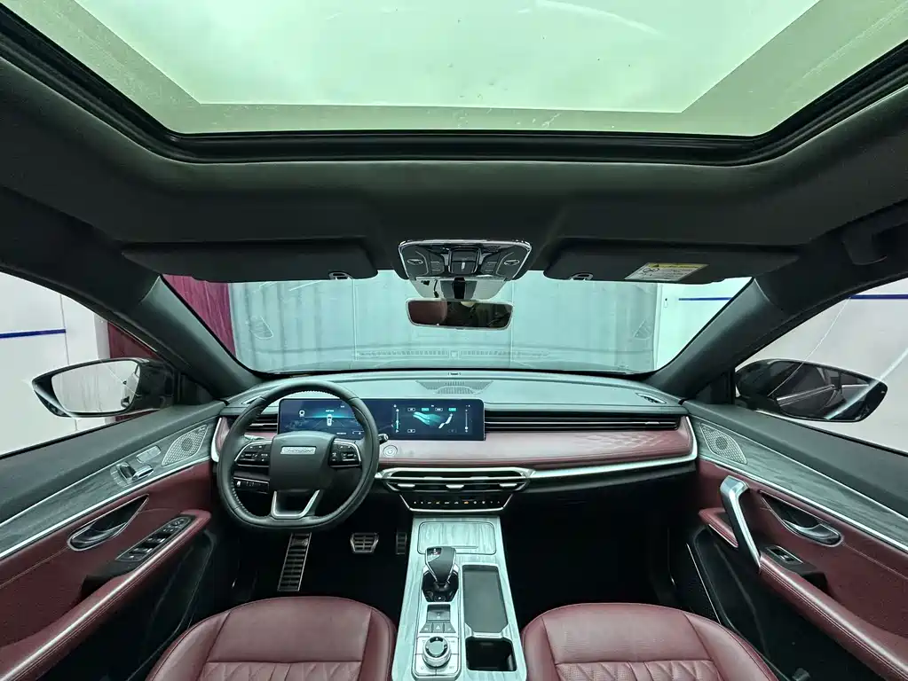 Jetour X70 PLUS 2023 — фото 11