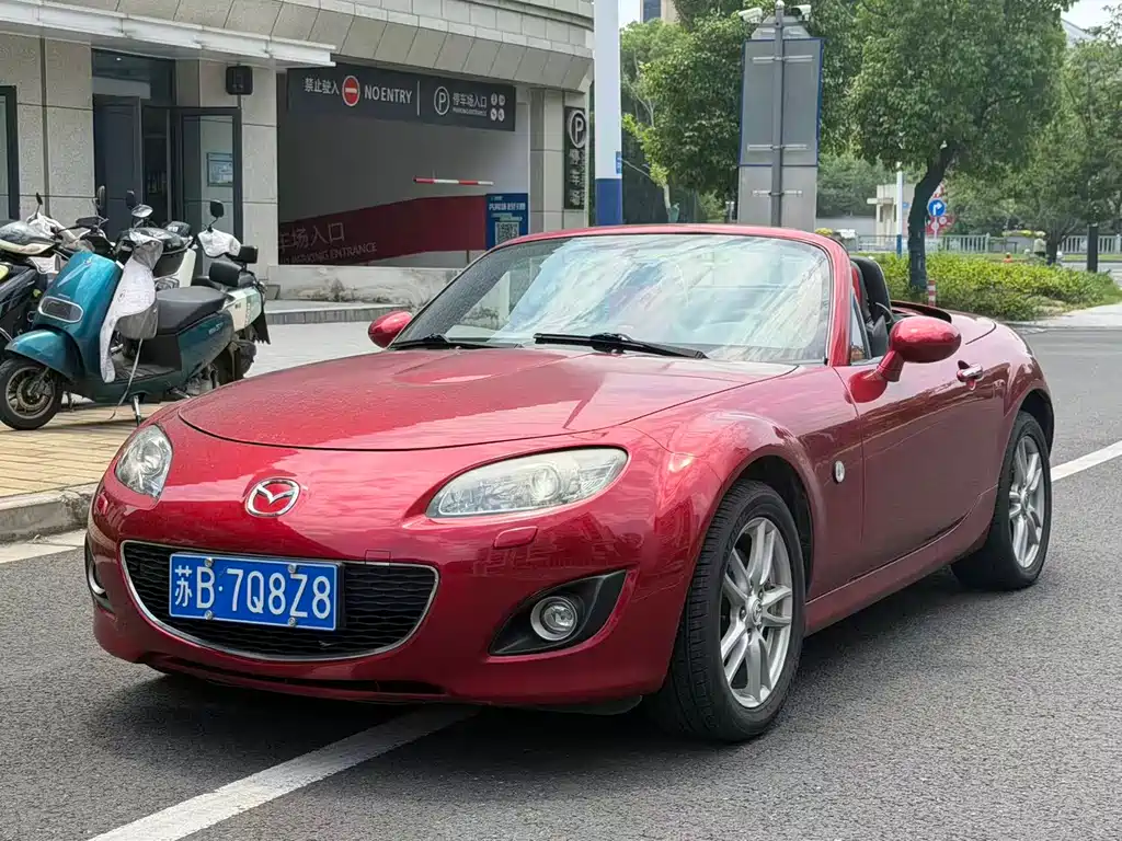 Mazda MX-5 2011