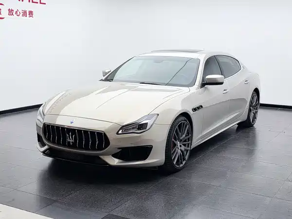 Maserati Quattroporte 2013