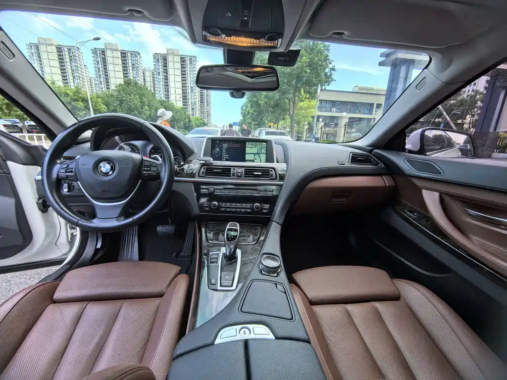 BMW 6 Series 2014 — фото 9