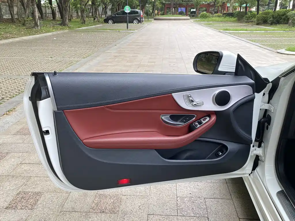Mercedes-Benz C-Class 2019 — фото 25