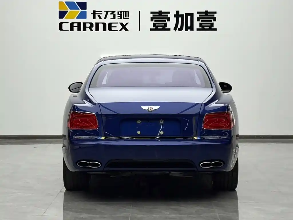 Bentley Flying Spur 2019 — фото 19