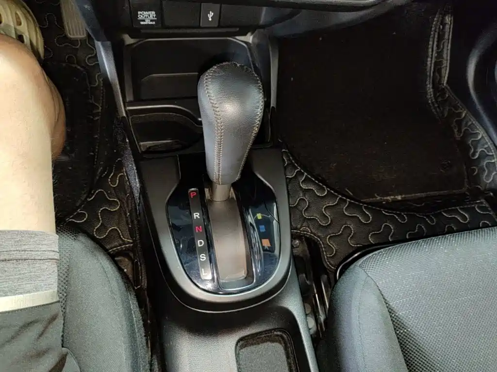 Honda Fit 2017 — фото 14