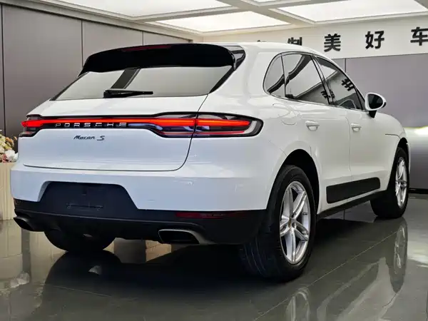 Porsche Macan 2020