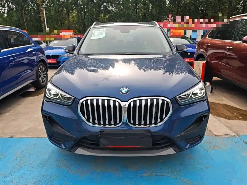 BMW X1 2021 — фото 3