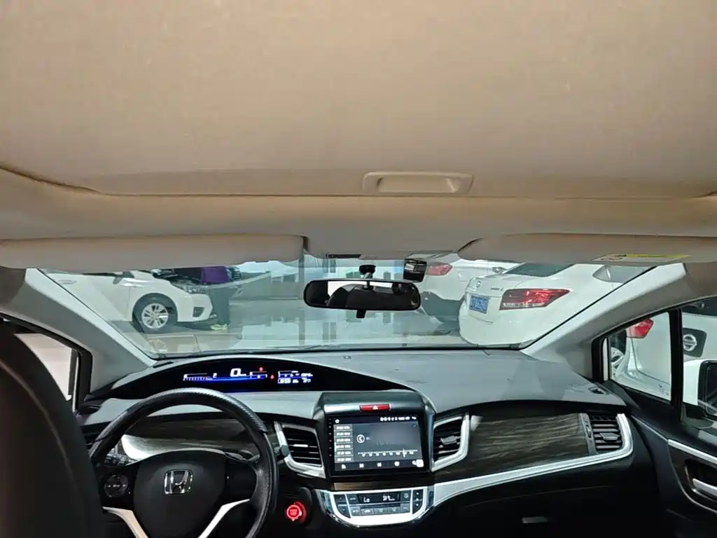 Honda Jade 2019 — фото 18