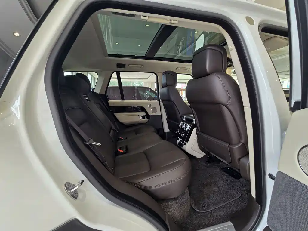 Land Rover Range Rover 2019 — фото 14