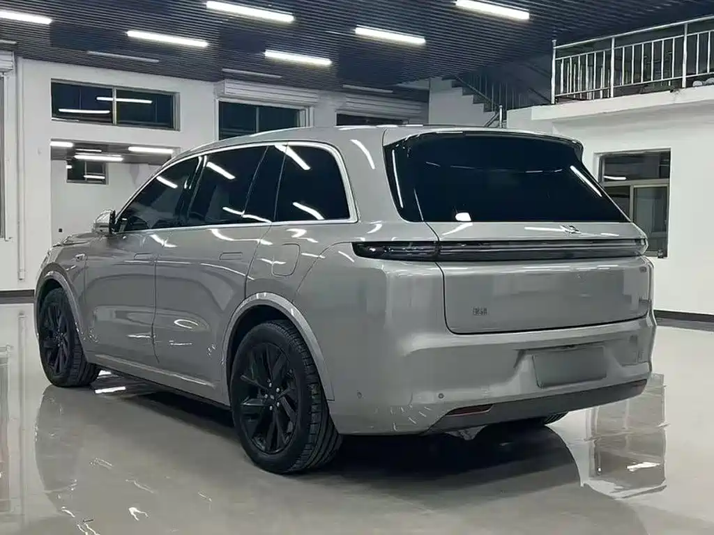 Li Auto Li L8 2023