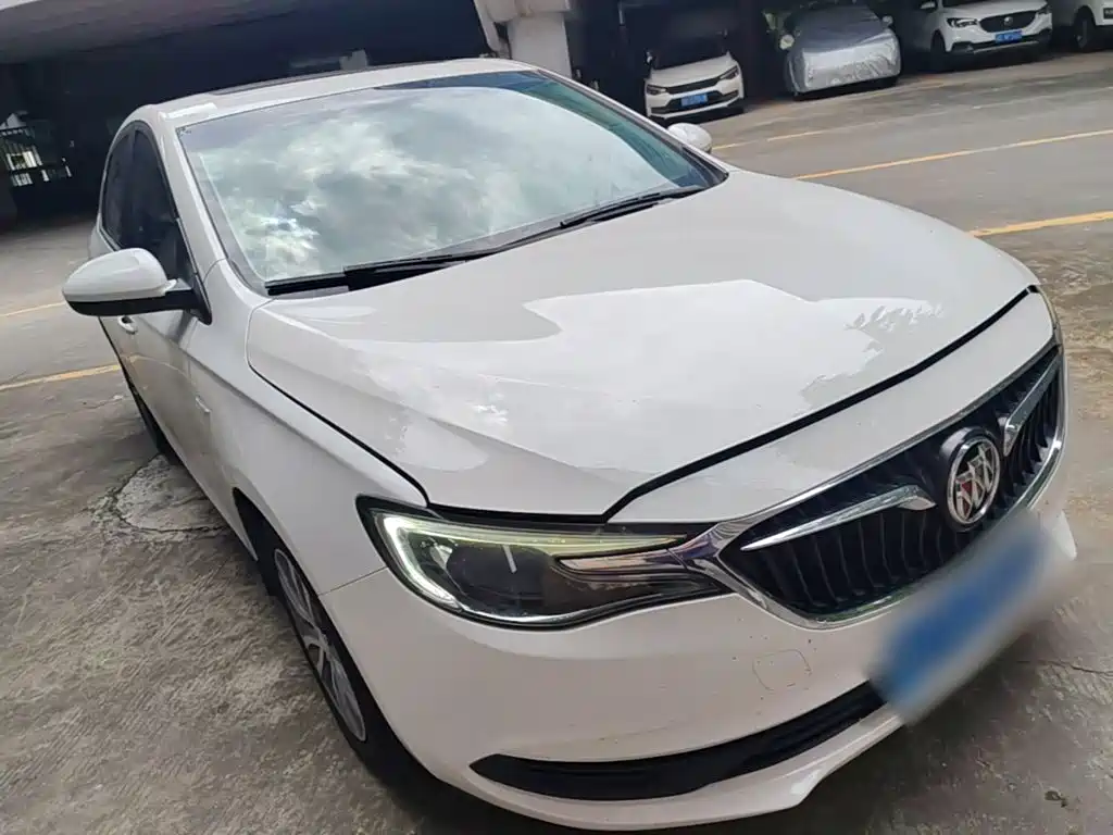 Buick Excelle 2019 — фото 4