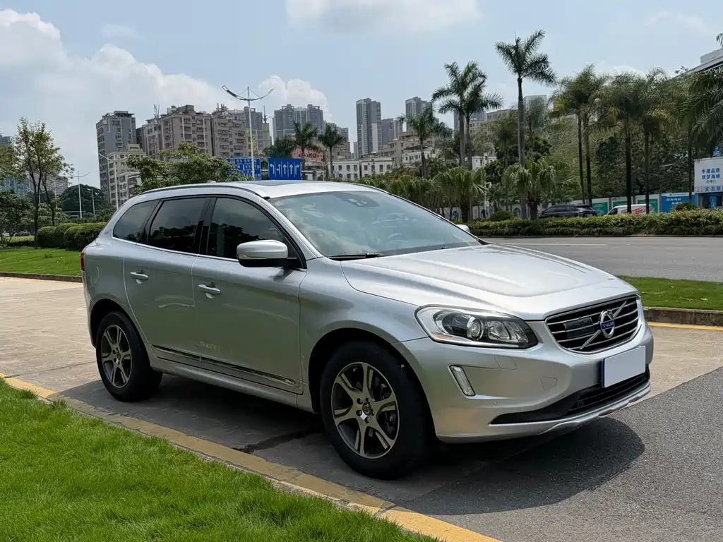 Volvo XC60 2015 — фото 3