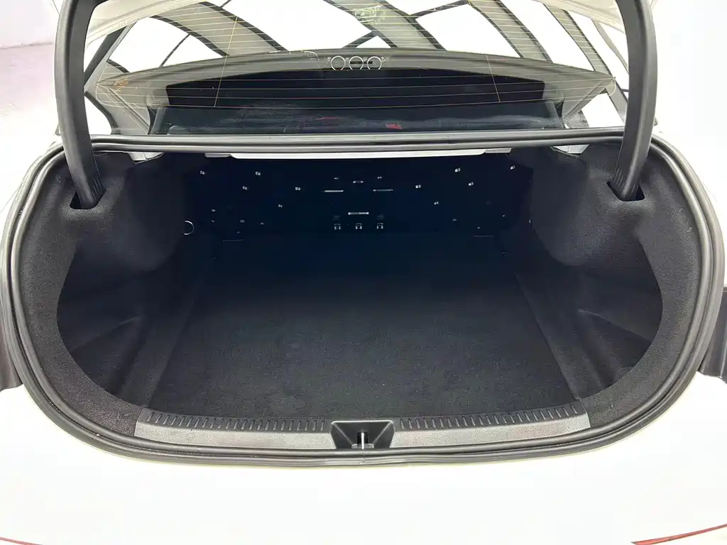 Mercedes-Benz A-Class 2022 — фото 19