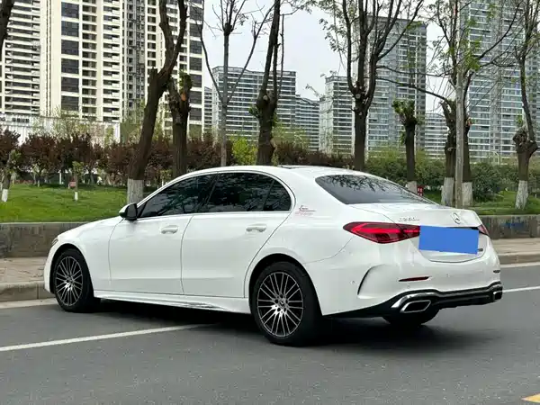 Mercedes-Benz C-Class 2022