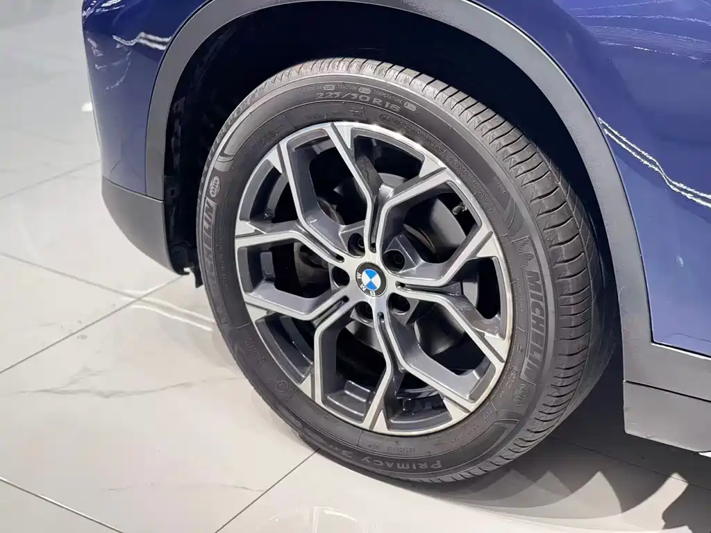 BMW X1 2020 — фото 8
