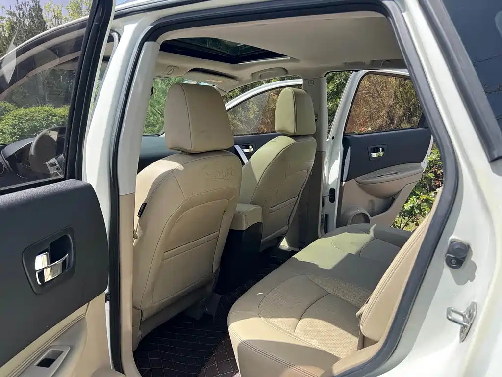 Nissan Qashqai 2012