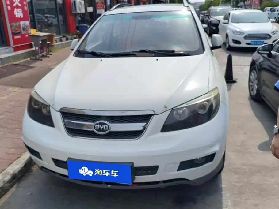 BYD S6 2014