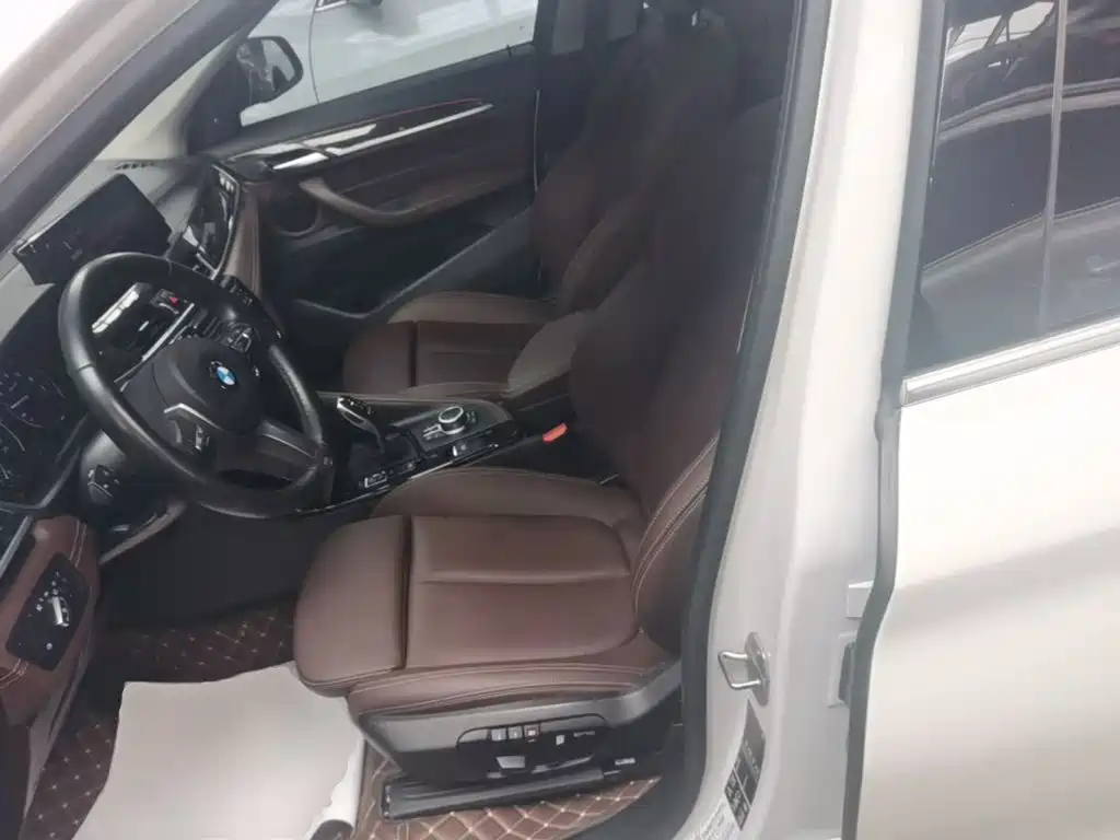 BMW X1 2020 — фото 15
