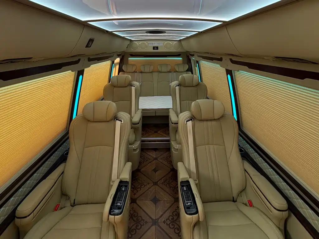 Toyota Coaster 2020 — фото 20
