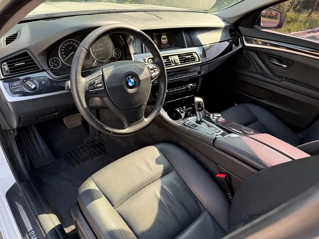 BMW 5 Series 2016
