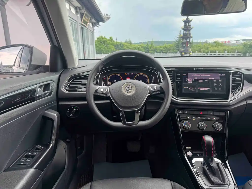 Volkswagen T-Roc 2022 — фото 16