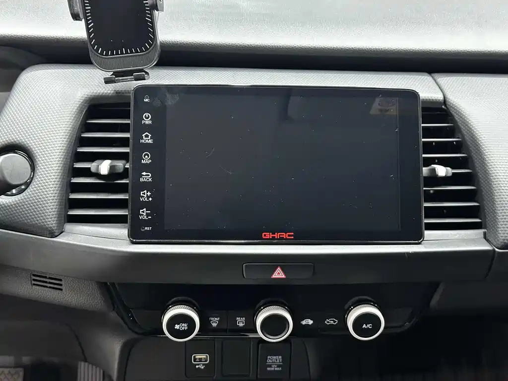 Honda Fit 2024 — фото 10