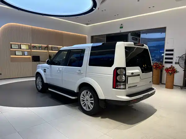 Land Rover Discovery 2015