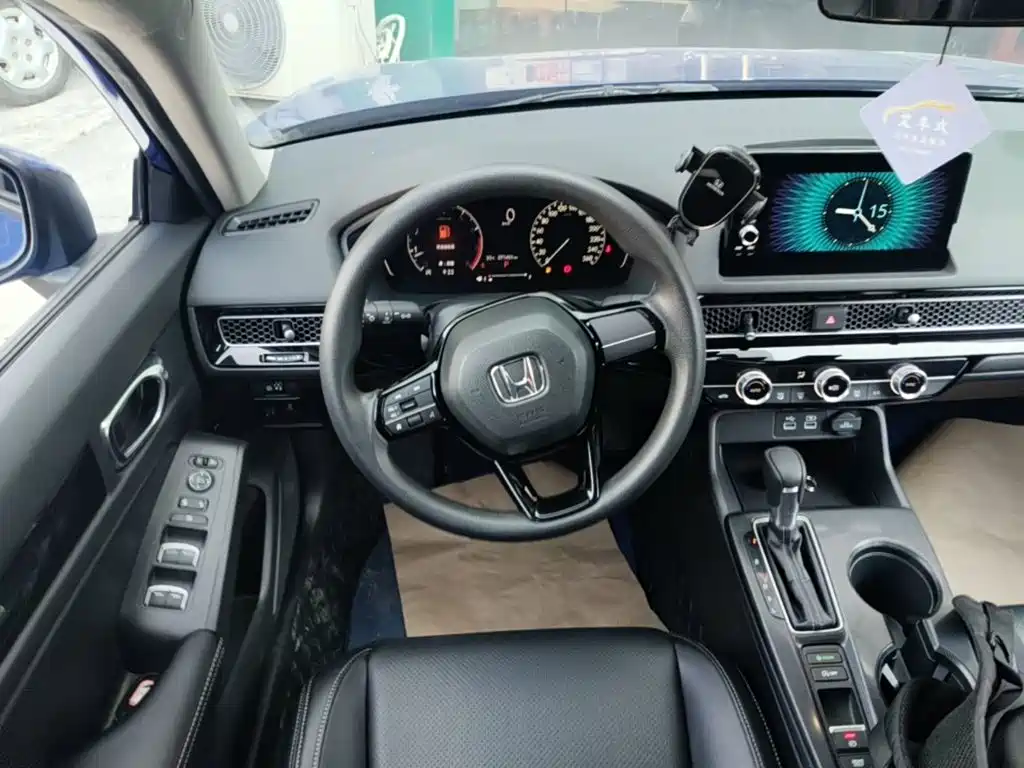 Honda Civic 2022 — фото 11