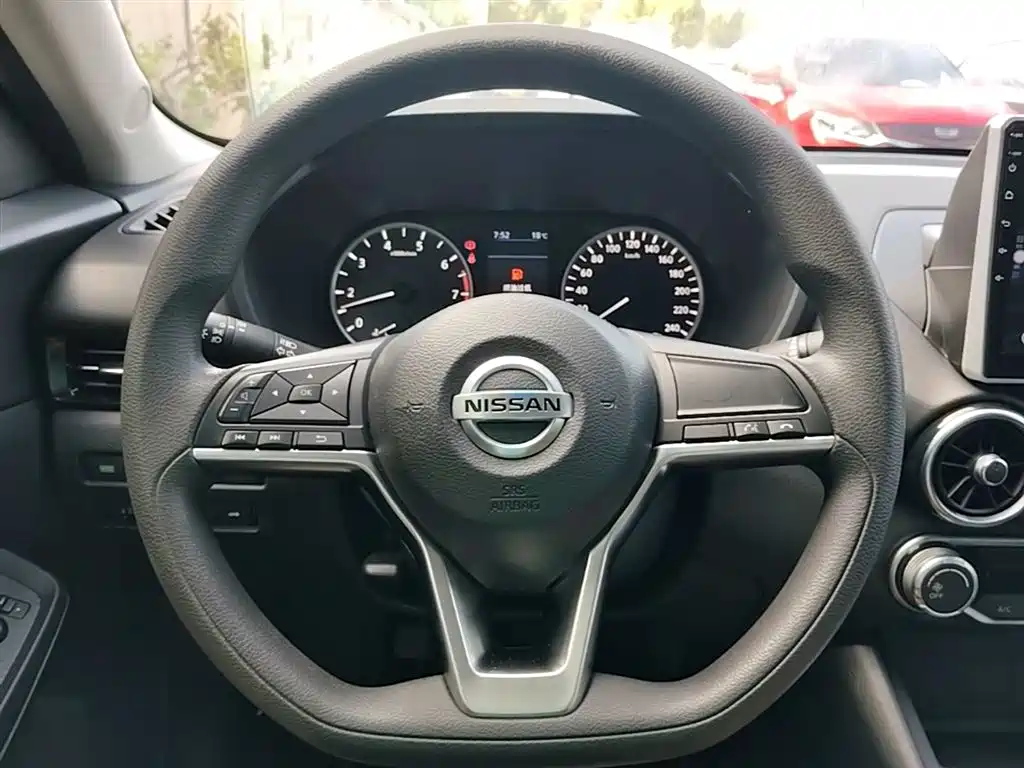 Nissan Sylphy 2019 — фото 11