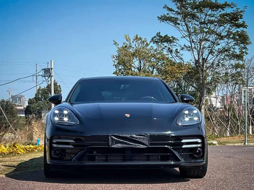 Porsche Panamera 2018 — фото 2