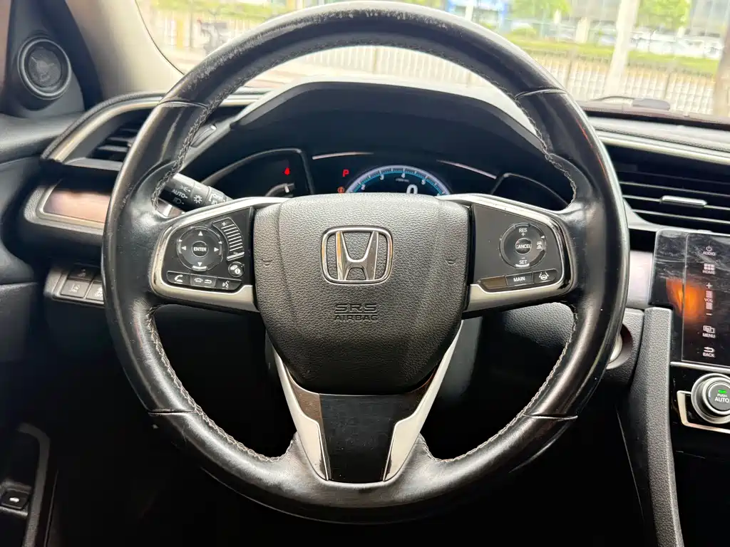 Honda Civic 2017 — фото 8