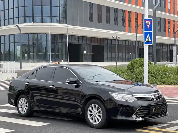 Toyota Camry 2017