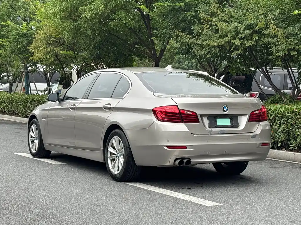 BMW 5 Series 2016