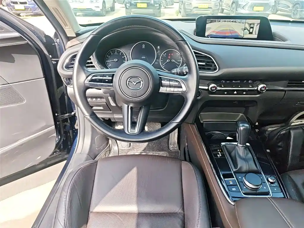 Mazda CX-30 2021 — фото 13