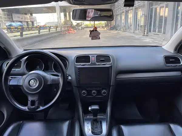 Volkswagen Golf 2010