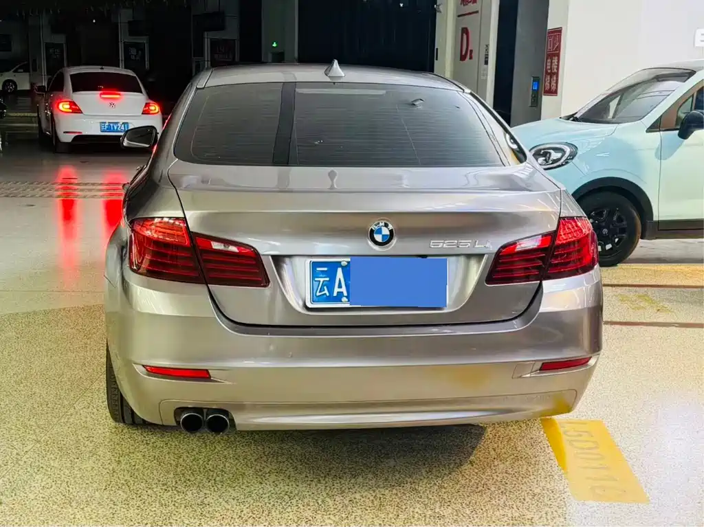 BMW 5 Series 2015 — фото 4