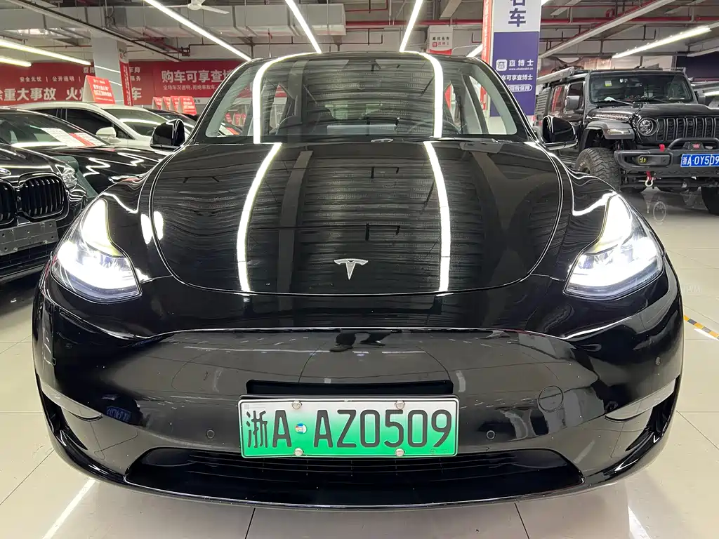 Tesla Model Y 2022 — фото 1