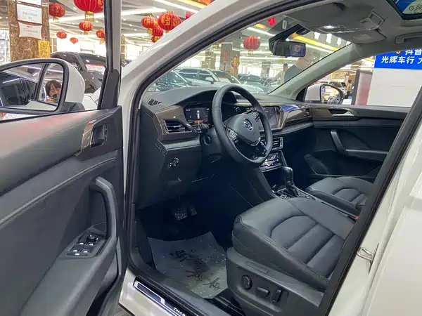 Volkswagen Tharu 2022