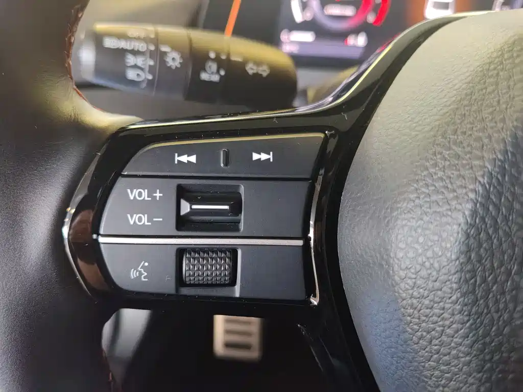 Honda Accord 2023 — фото 14