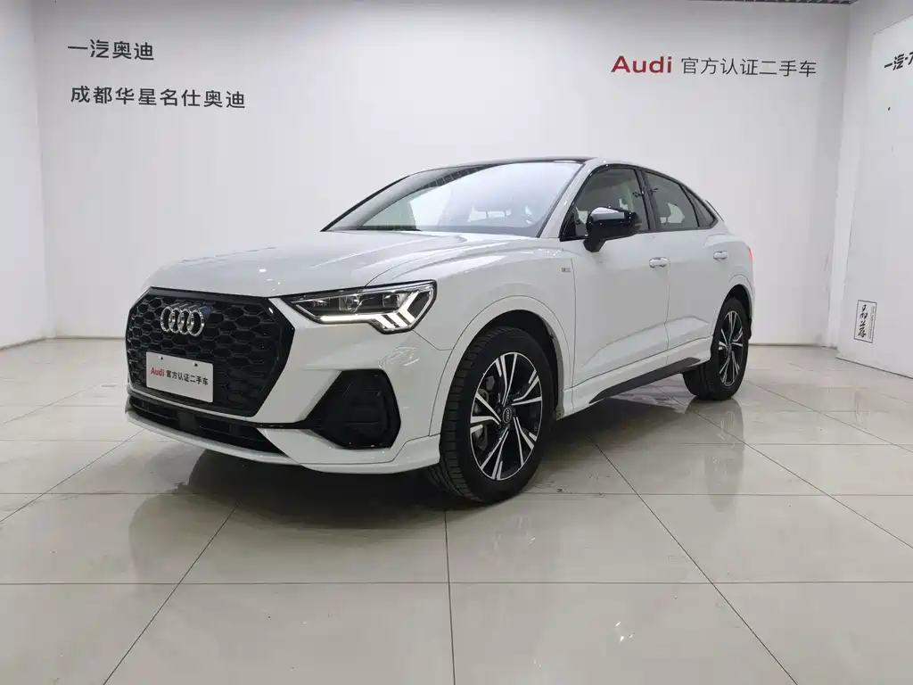 Audi Q3 Sportback 2022 — фото 1